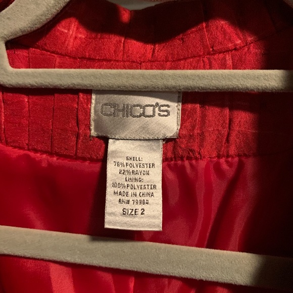 WOW! Chicos Red Dressy Blazer, SZ 2 w 3 close loop - Picture 3 of 5